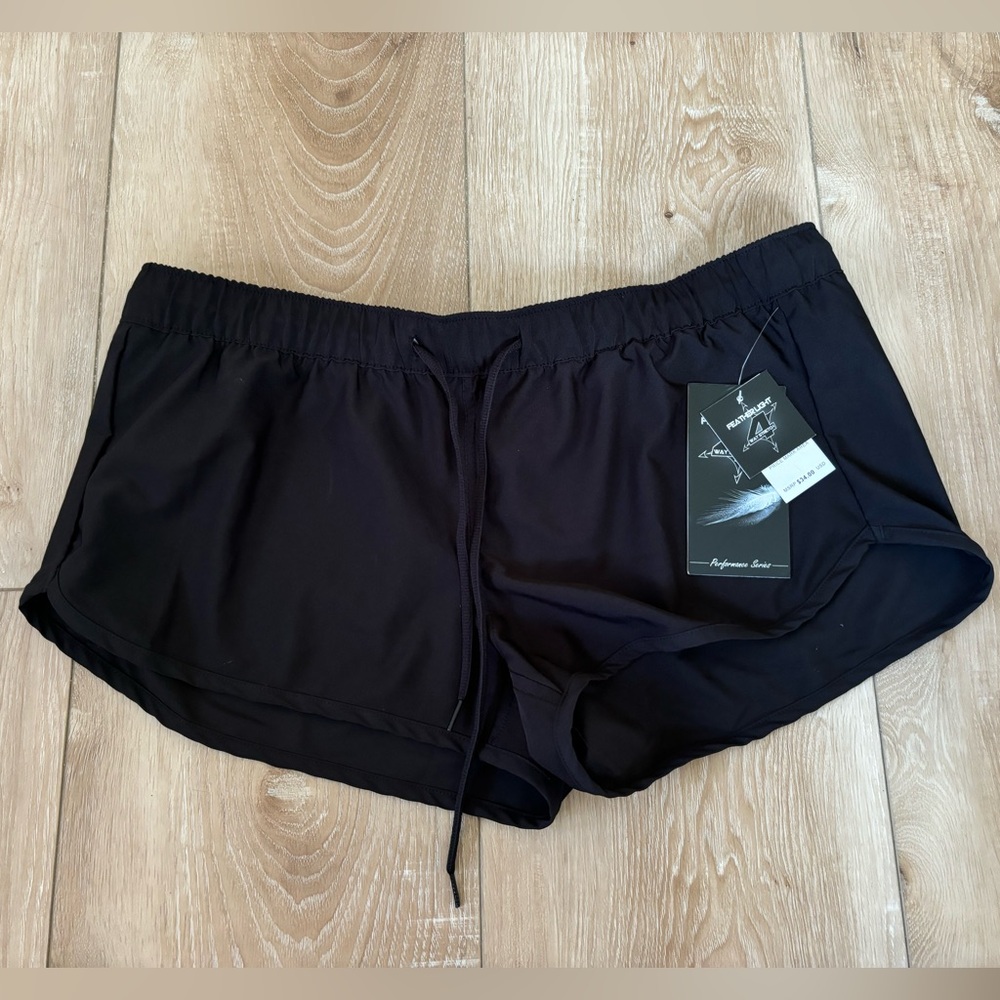 FEATHERLIGHT BLACK SHORTS
